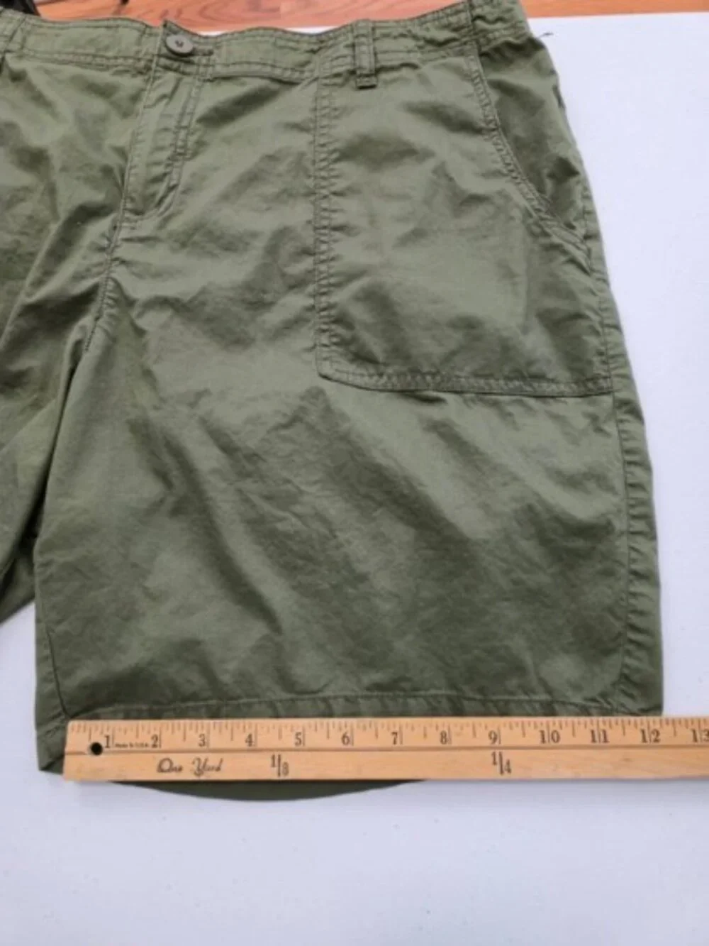 NWOT Liz Claiborne Army Green Utility Shorts 18W